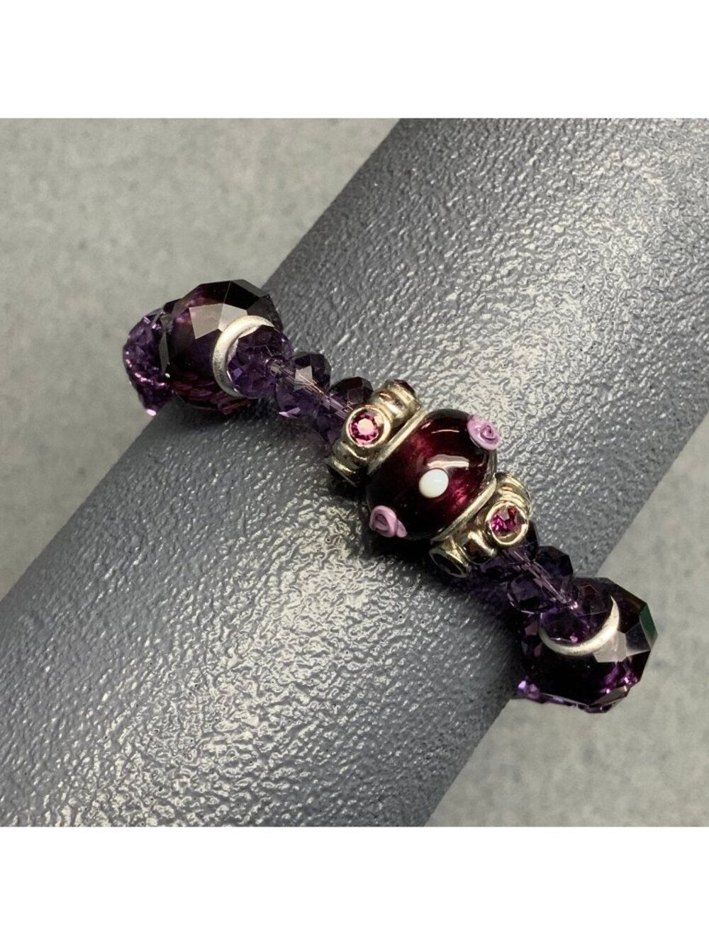 Faceted Glass Beaded Bracelet 7.5 In As Is Purple Gold Silver Toggle Elegant 90s